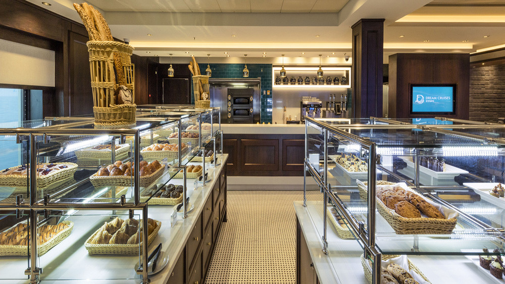 Genting Dream: Cruise Mewah Yang Bakal Bagi Anda FOMO!